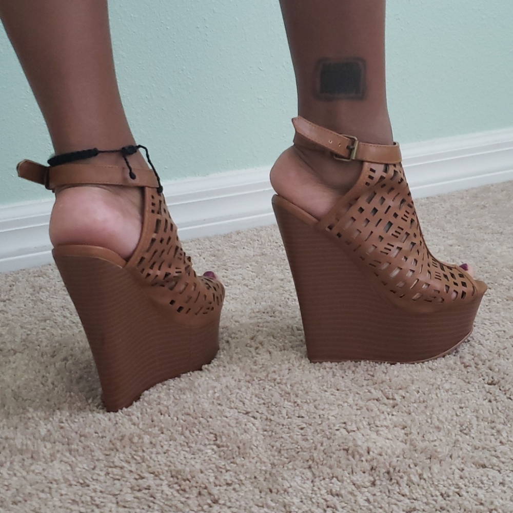 Wedges - Picture 2 of 2
